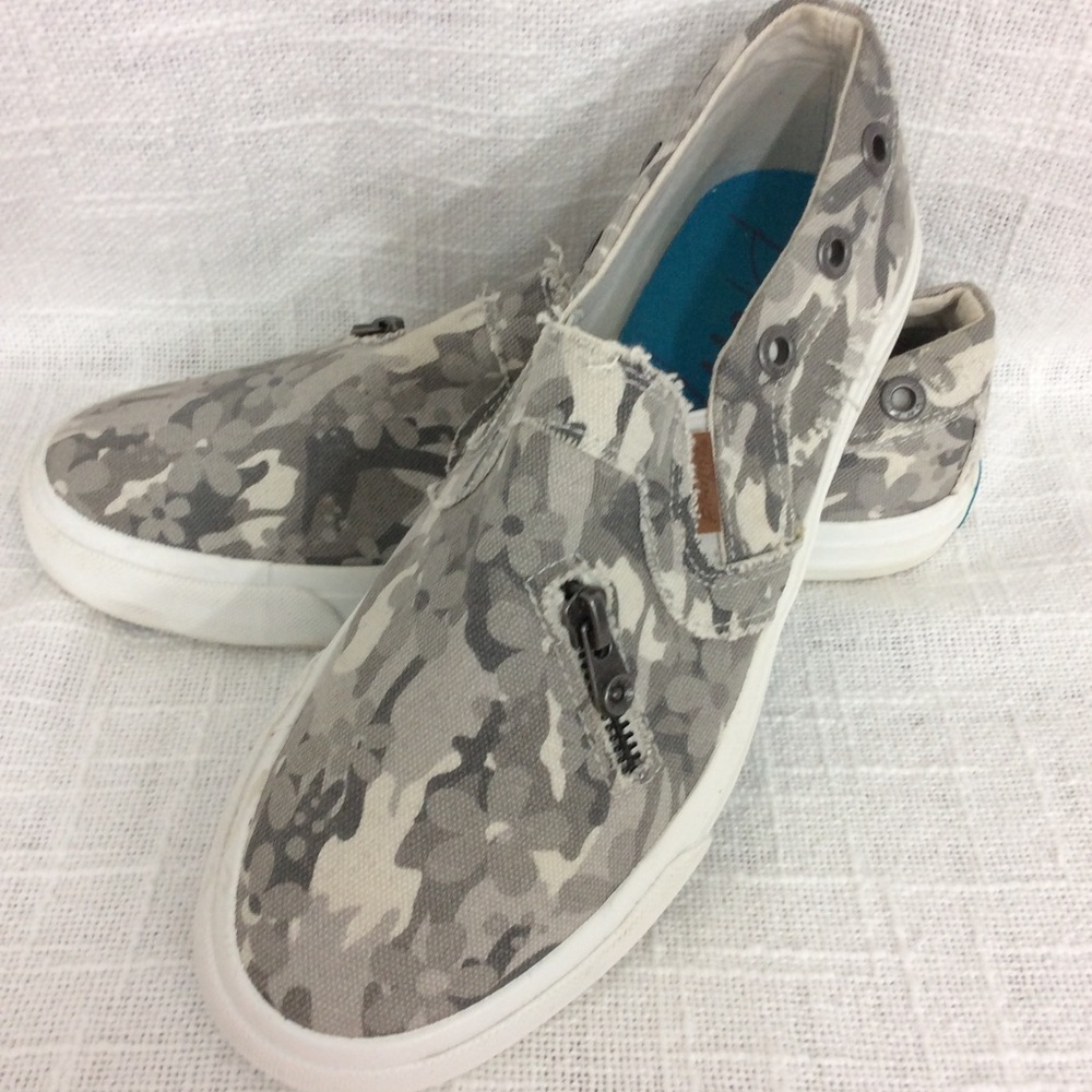 Blowfish Gray & Cream Camo Sneakers